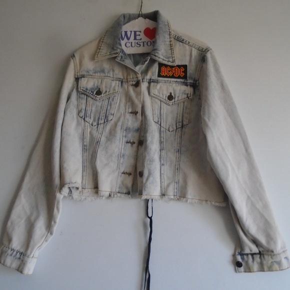 AC/DC women's acid wash jeans jacket size M laced - Picture 2 of 8